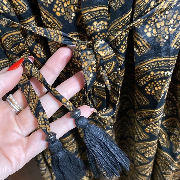 Gorgeous printed wrap dress - Picture 6 of 6